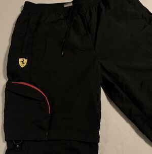 Puma FERRARI Activewear Athleisure Convertible Jogger Pants Shorts Black XL Car